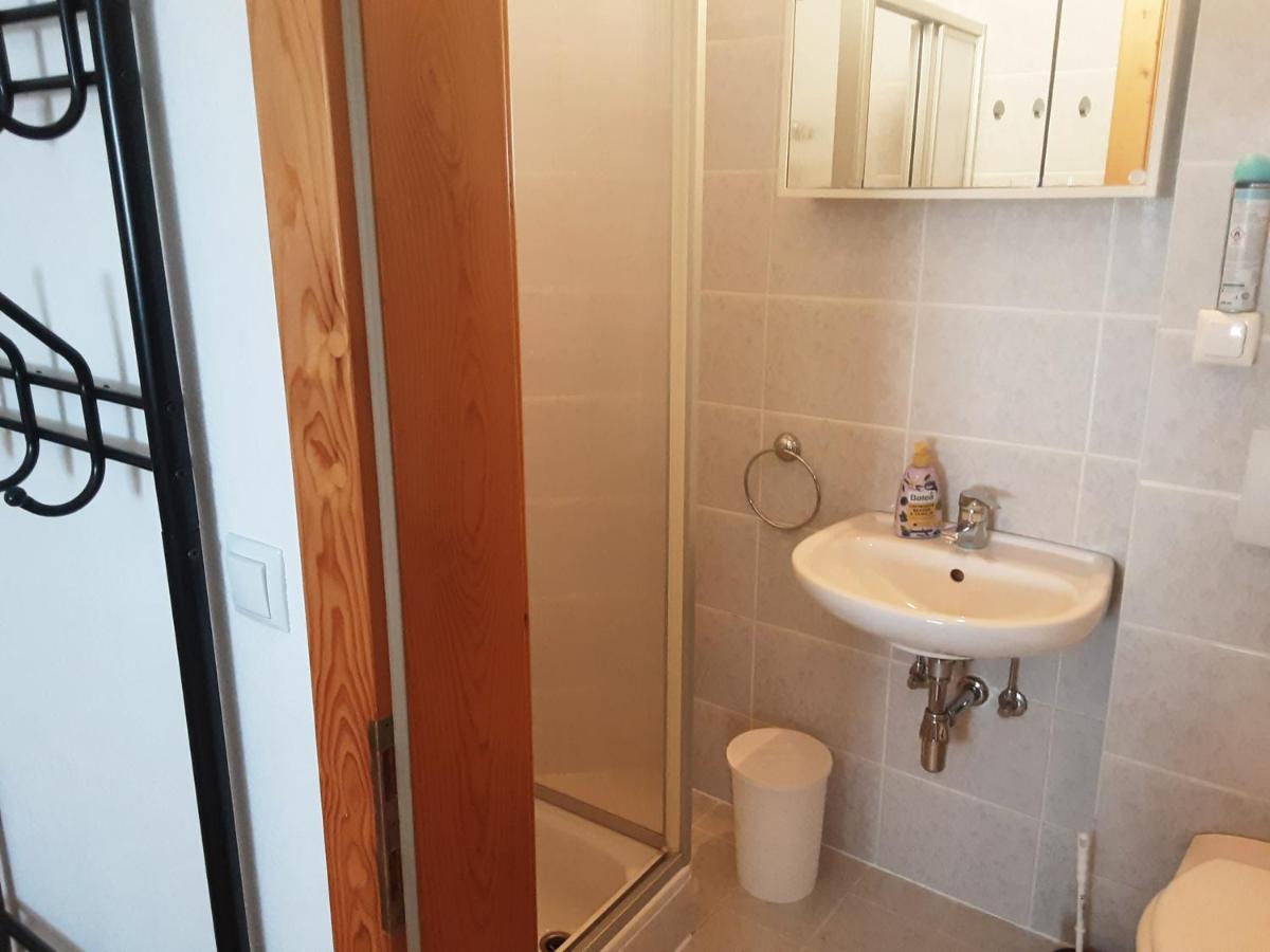 Apartment - Ferienwohnung 2 Treffen Am Ossiachersee 外观 照片